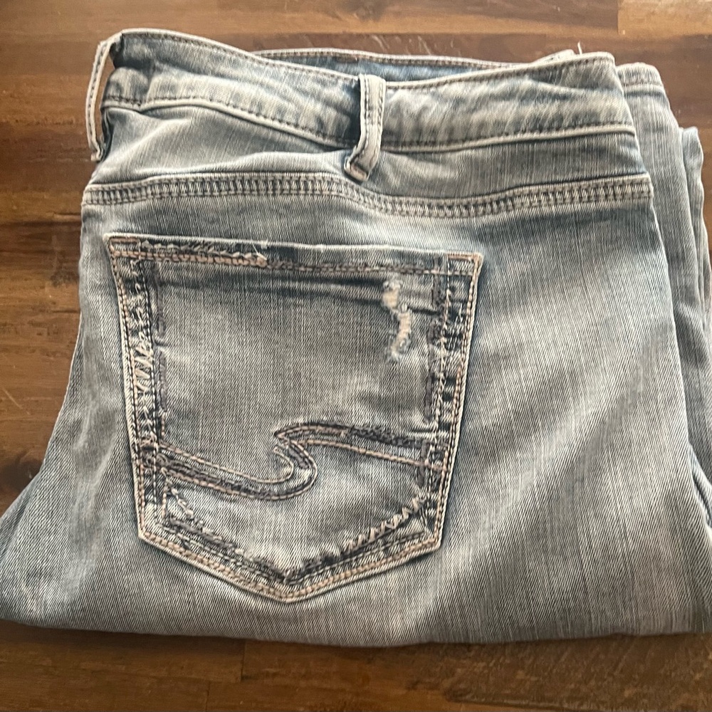 Silver Tuesday low rise light blue slim boot cut jeans size 36 x 33